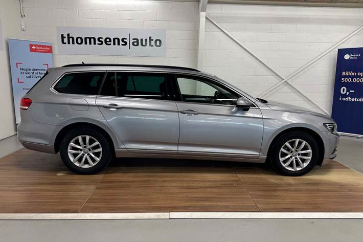 Sølv VW Passat fra 2019