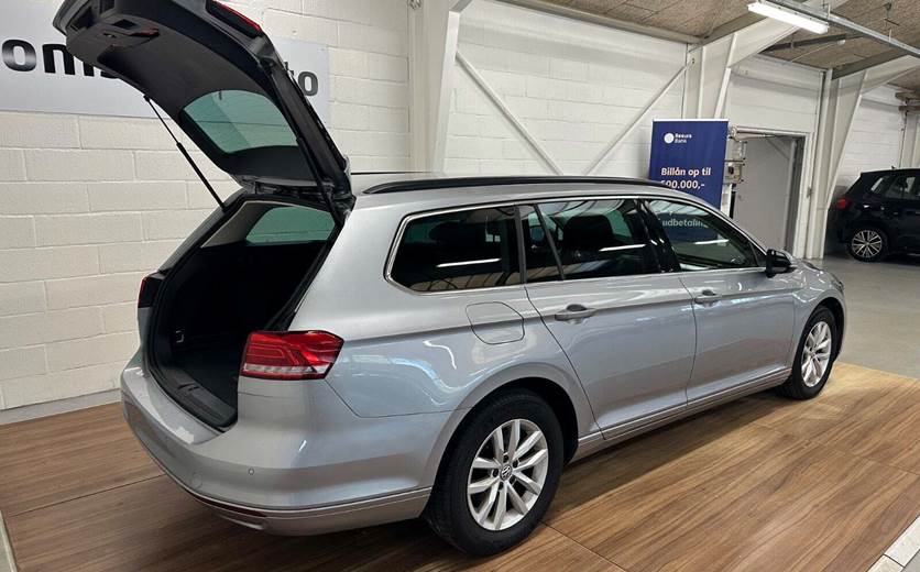 VW Passat