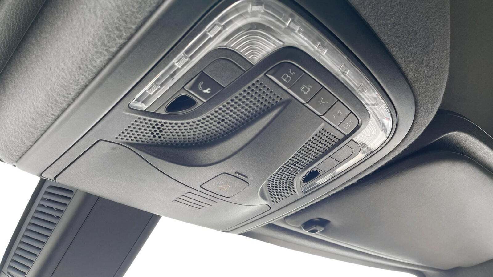 Hvid Mercedes Sprinter 215 fra 2023