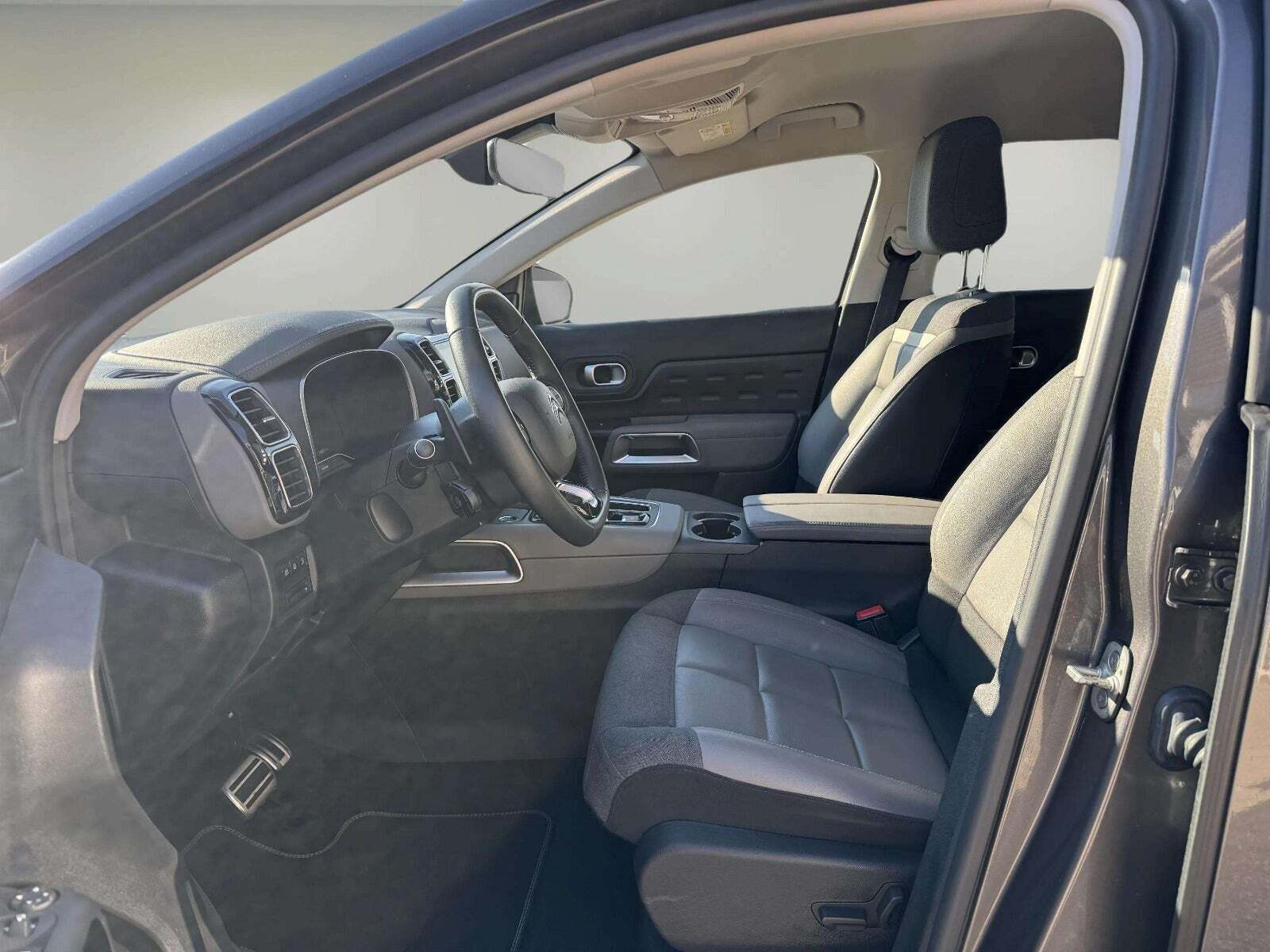 Grå Citroën C5 Aircross fra 2021