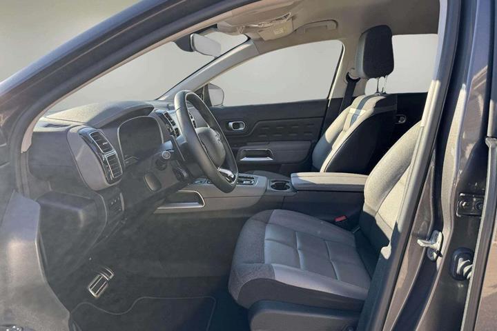 Grå Citroën C5 Aircross fra 2021