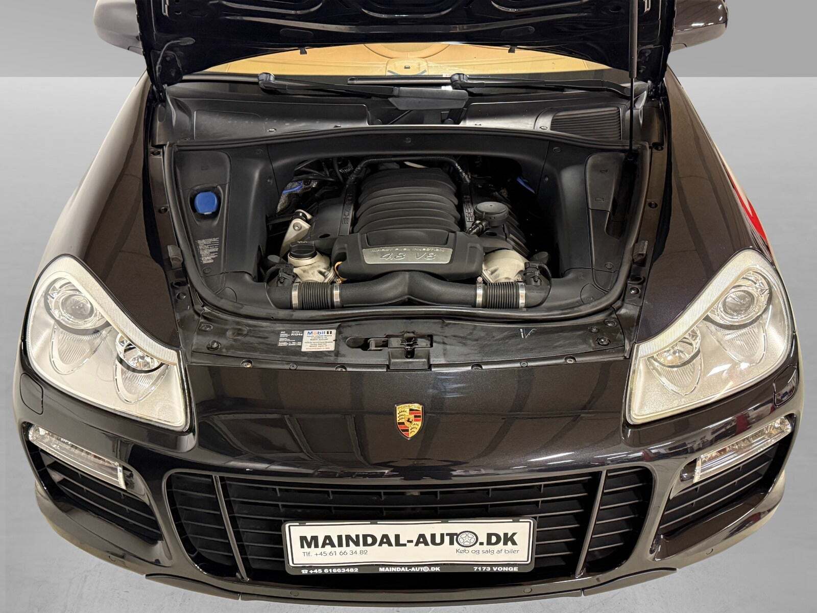 Brun Porsche Cayenne GTS fra 2008