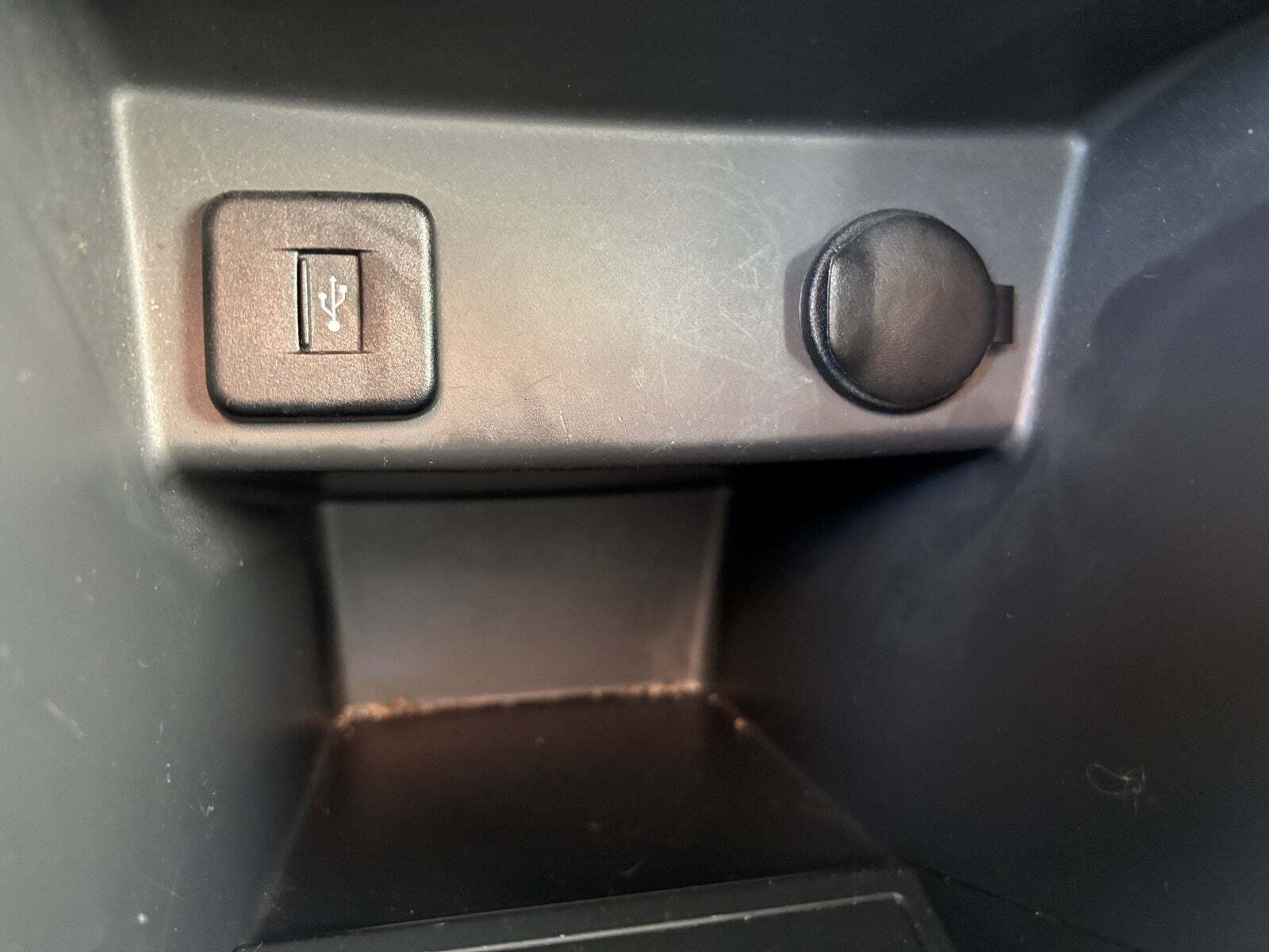 Brun Suzuki Swift fra 2013