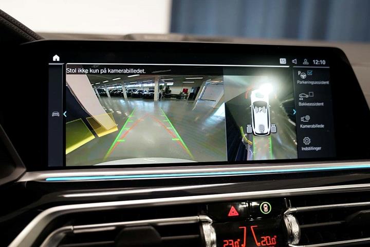 Hvid BMW X5 fra 2021