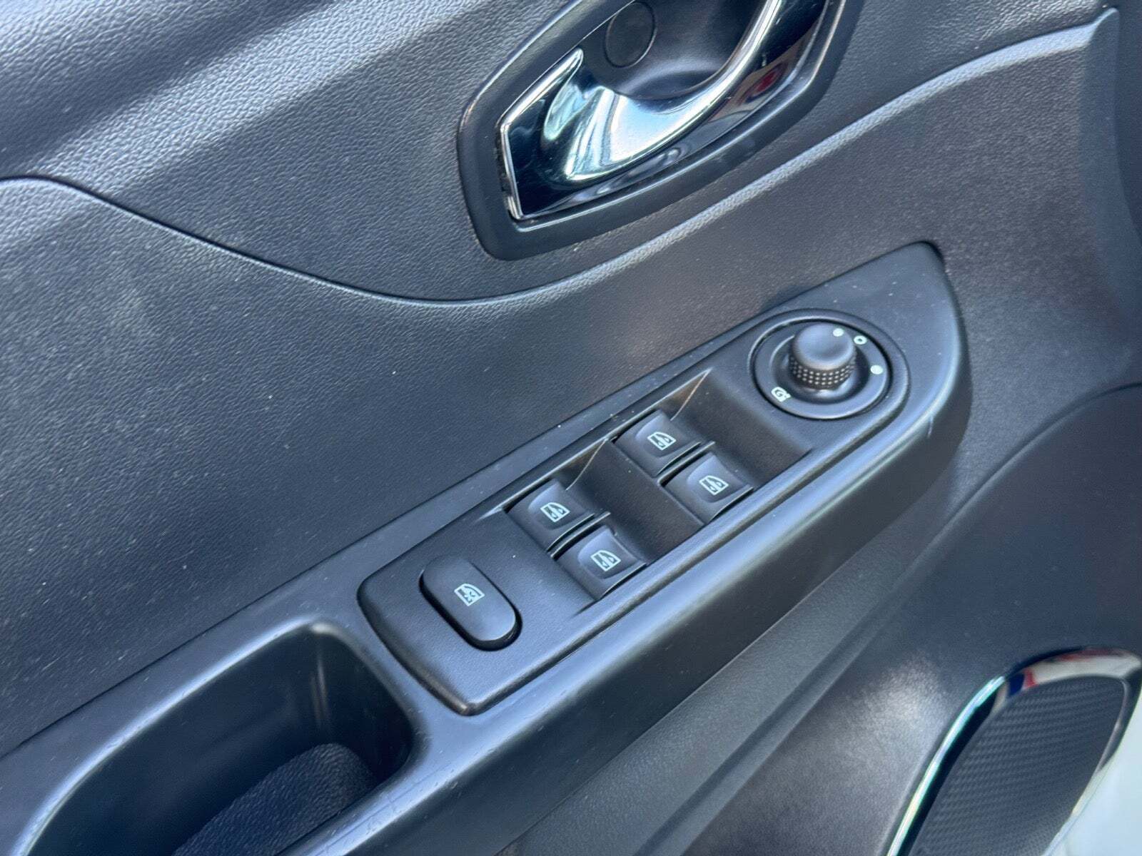 Hvid Renault Captur fra 2017