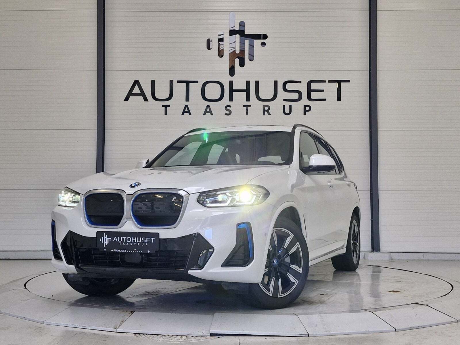 BMW iX3 Charged M-Sport