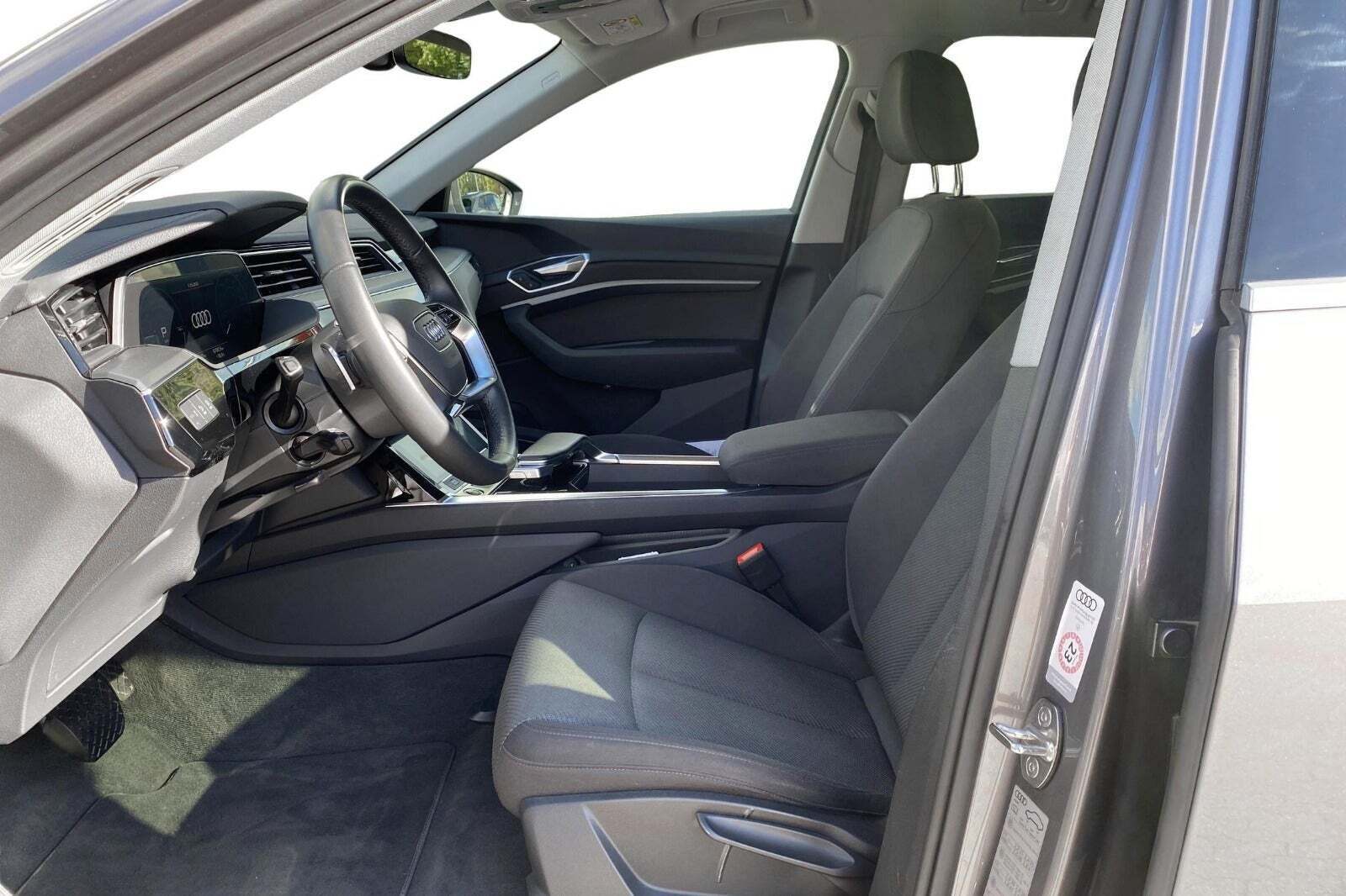 Audi e-tron 50 quattro