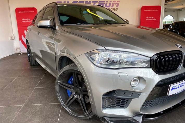 Grå BMW X6 fra 2016
