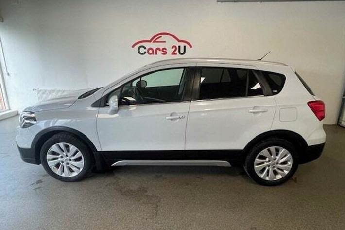 Hvid Suzuki S-Cross fra 2017