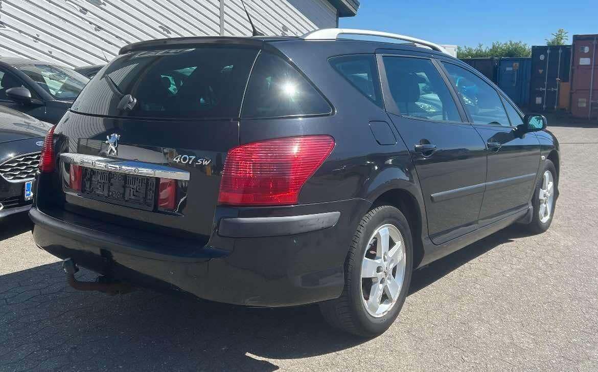 Peugeot 407 1,6 HDi SR SW