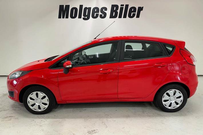 Rød Ford Fiesta fra 2017