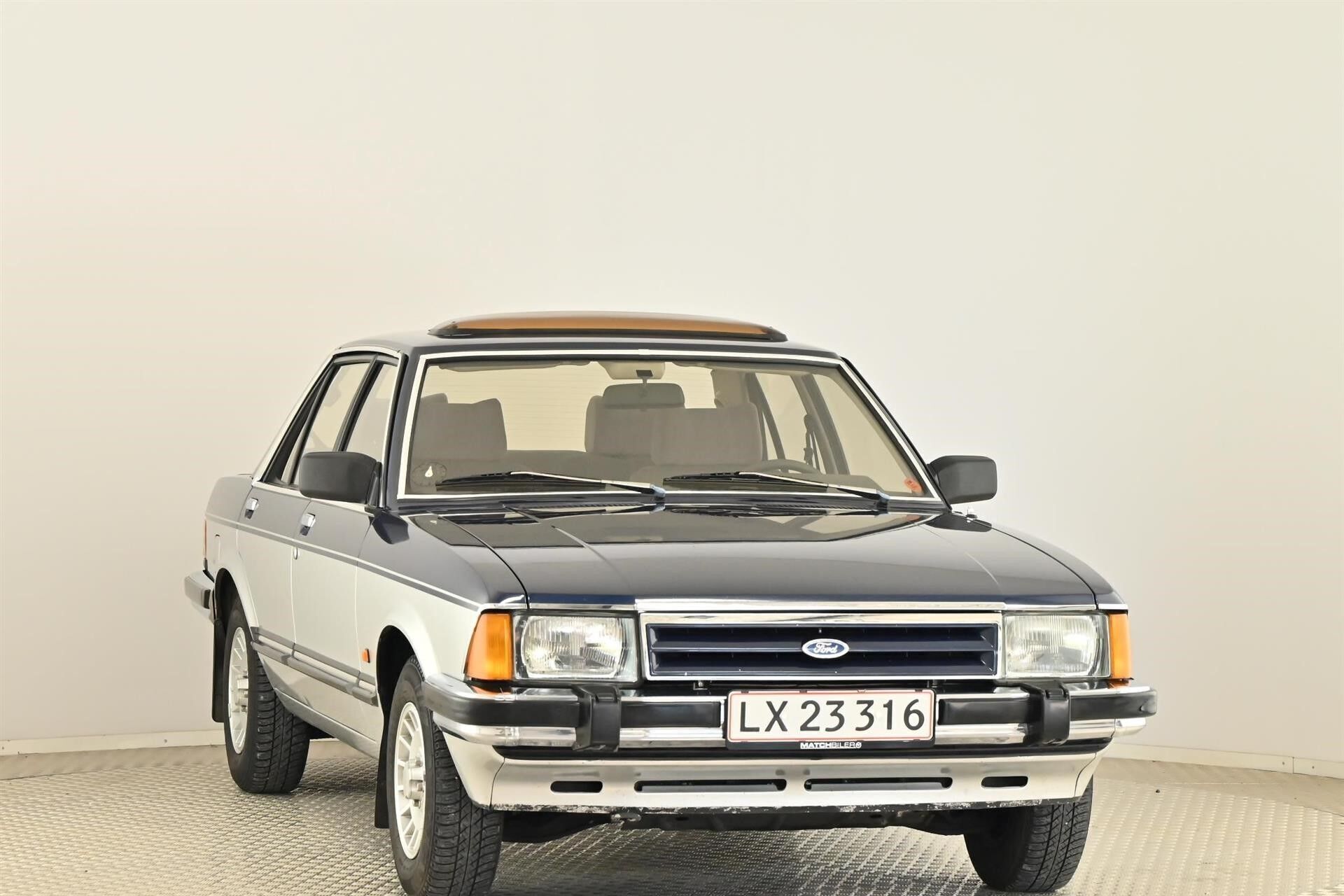 Ford Granada 2,8 i 150HK