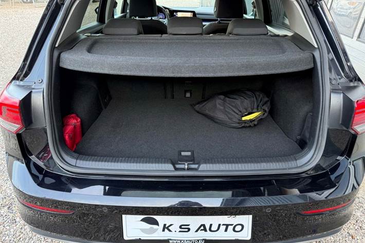 Sort VW Golf VIII fra 2021