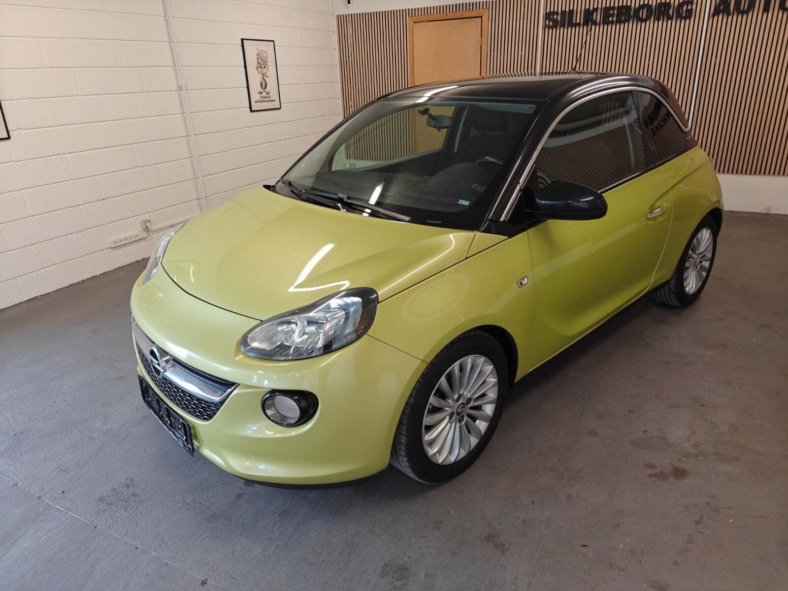 Opel Adam