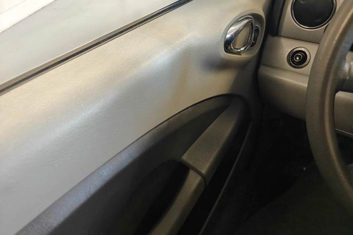 Gul Chrysler PT Cruiser fra 2007