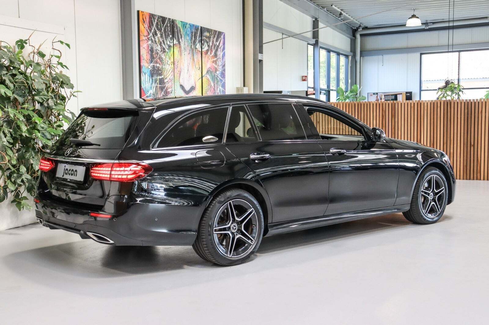 Mercedes E300 e 2,0 Business AMG stc. aut.