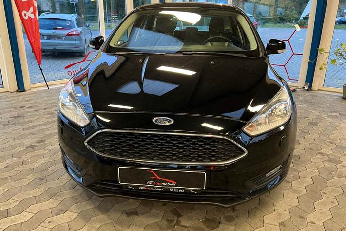 Sort Ford Focus fra 2015