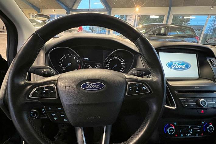 Sort Ford Focus fra 2015