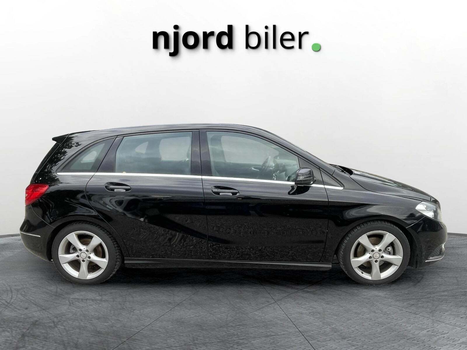 undefined Mercedes B180 fra 2012