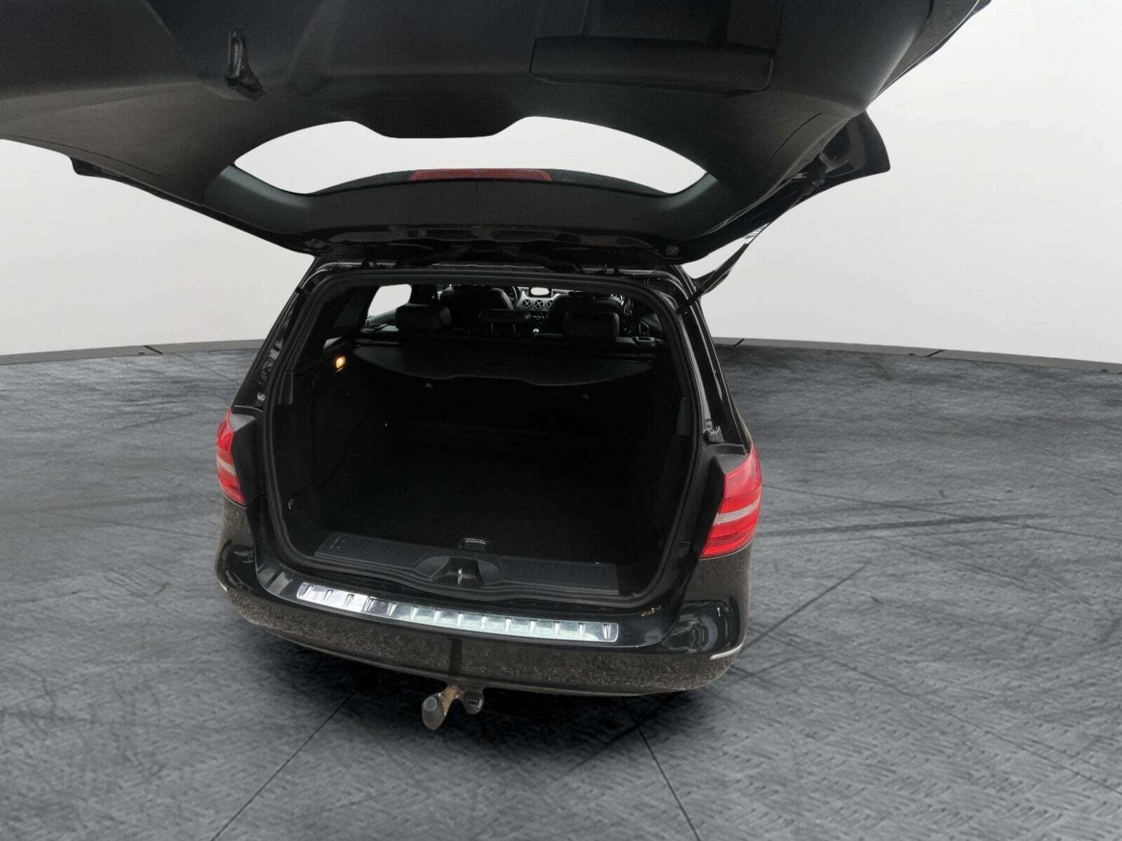 undefined Mercedes B180 fra 2012