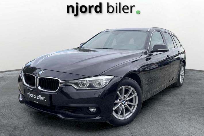 undefined BMW 320i fra 2018 set udefra