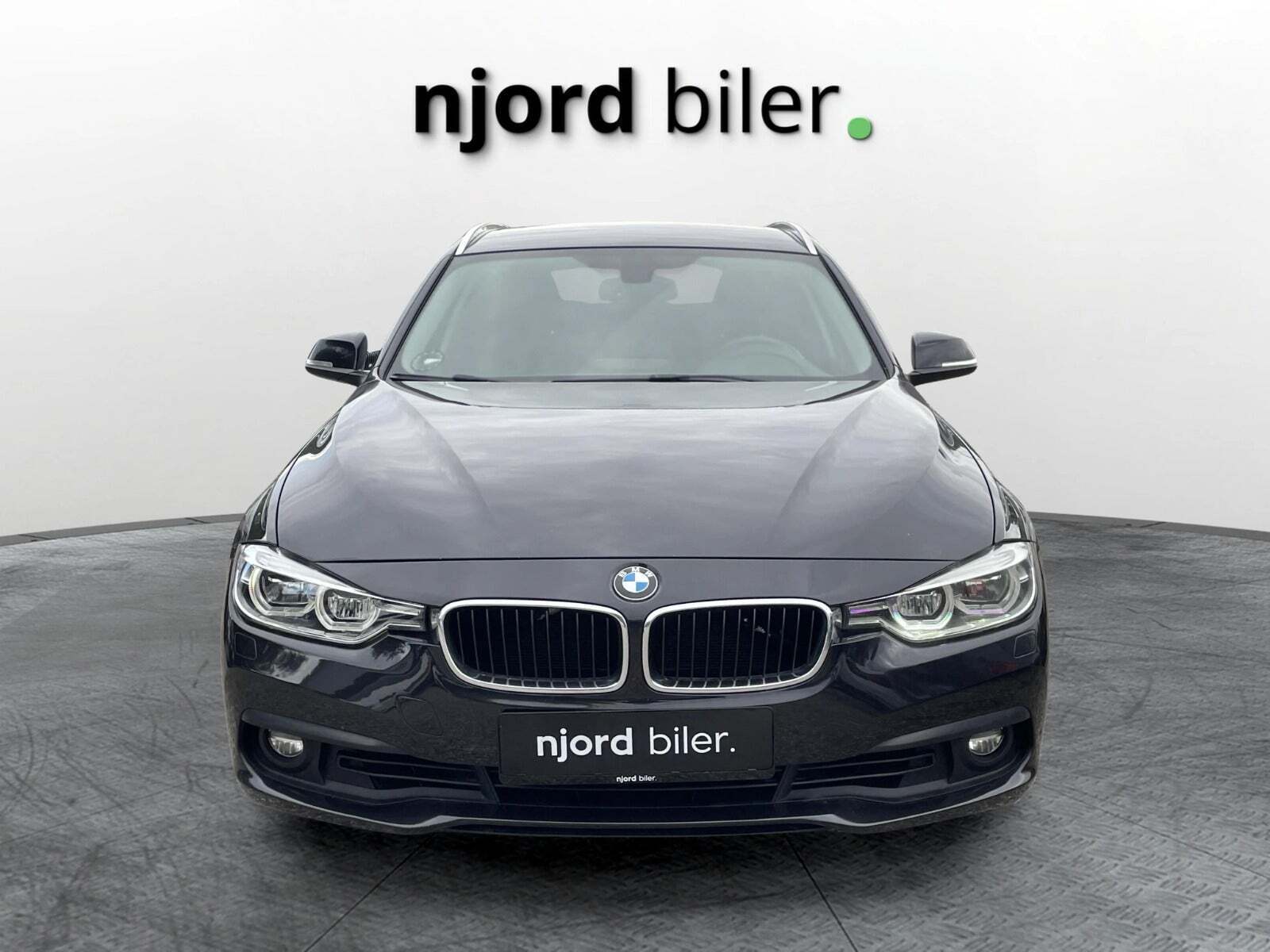 BMW 320i 2,0 Touring aut.