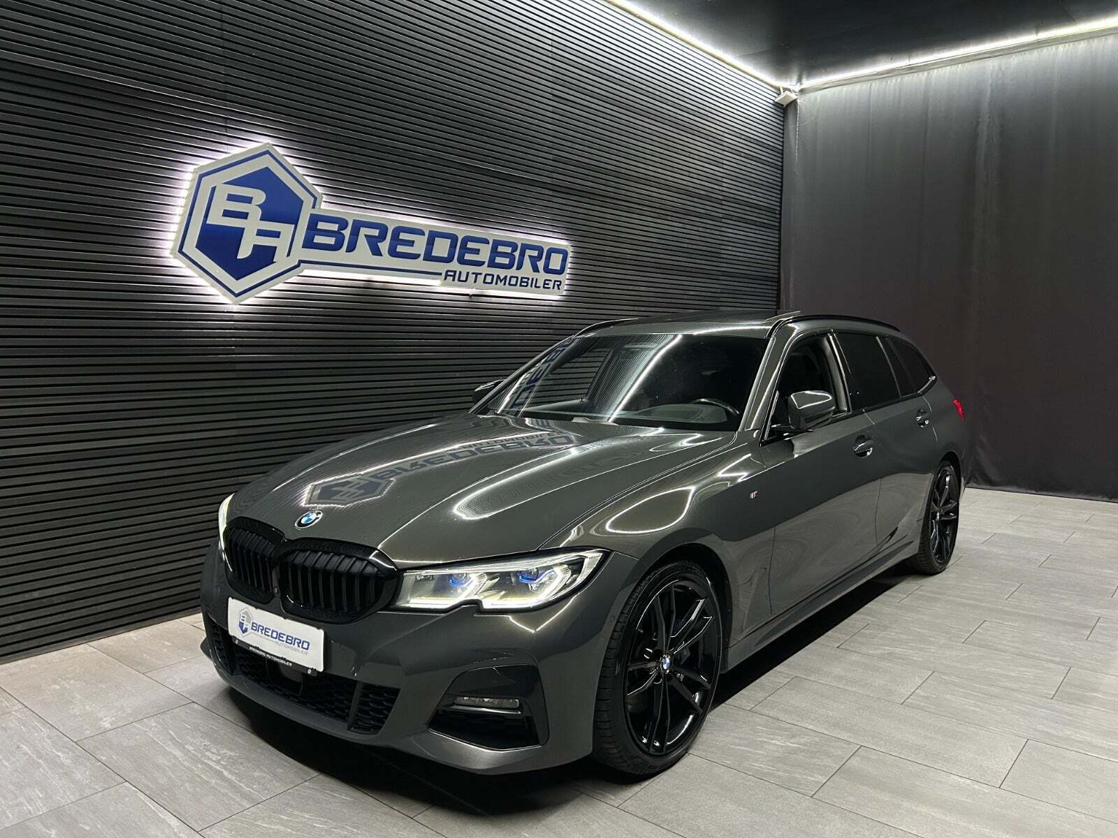 BMW 330d 3,0 Touring M-Sport xDrive aut.
