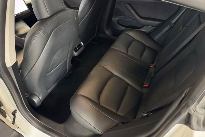 undefined Tesla Model 3 fra 2020