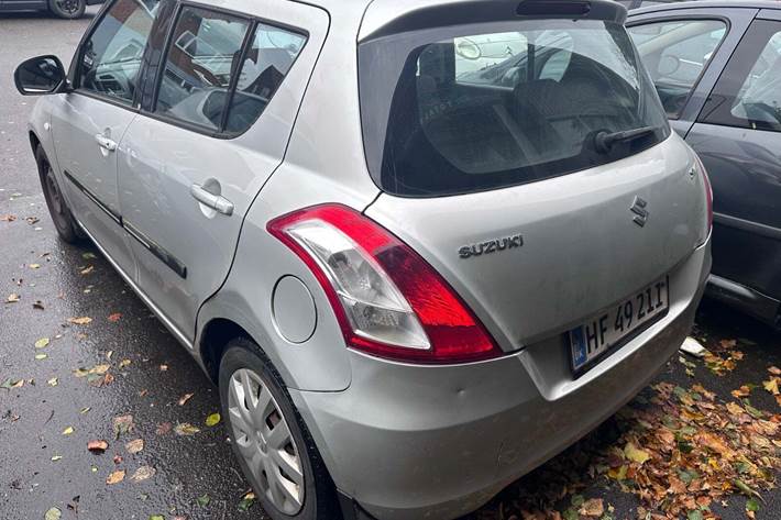 undefined Suzuki Swift fra 2012