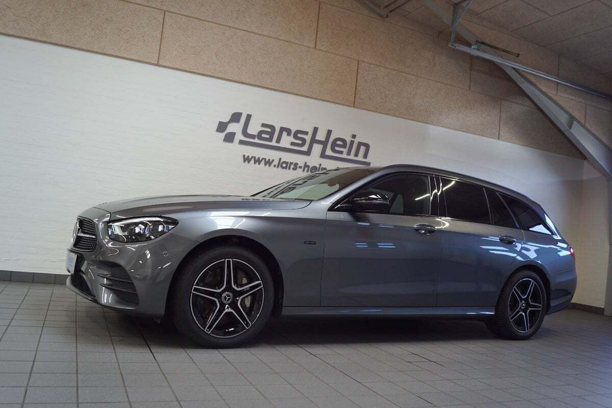 Mercedes E300 de 2,0 AMG Line stc. aut.