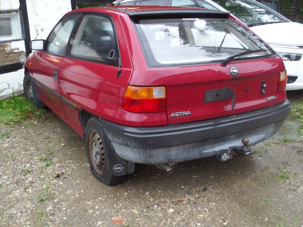 Opel Astra 1,4i GL