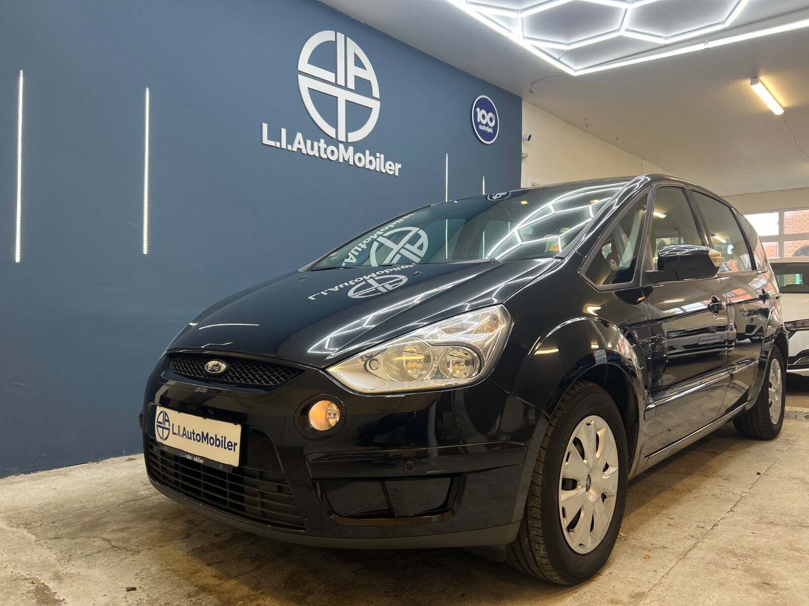 Ford S-MAX 2,0 Titanium 7prs