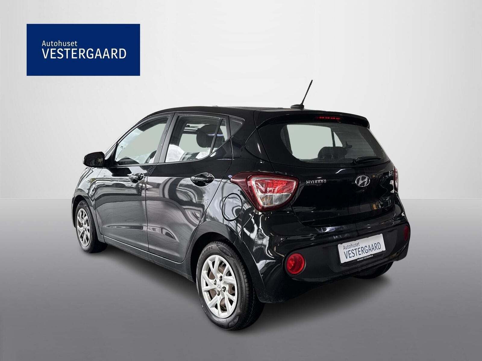 Sort Hyundai i10 fra 2019