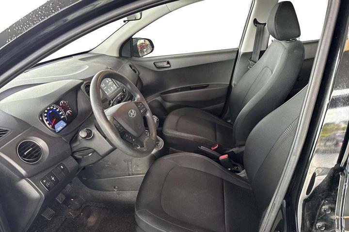 Sort Hyundai i10 fra 2019