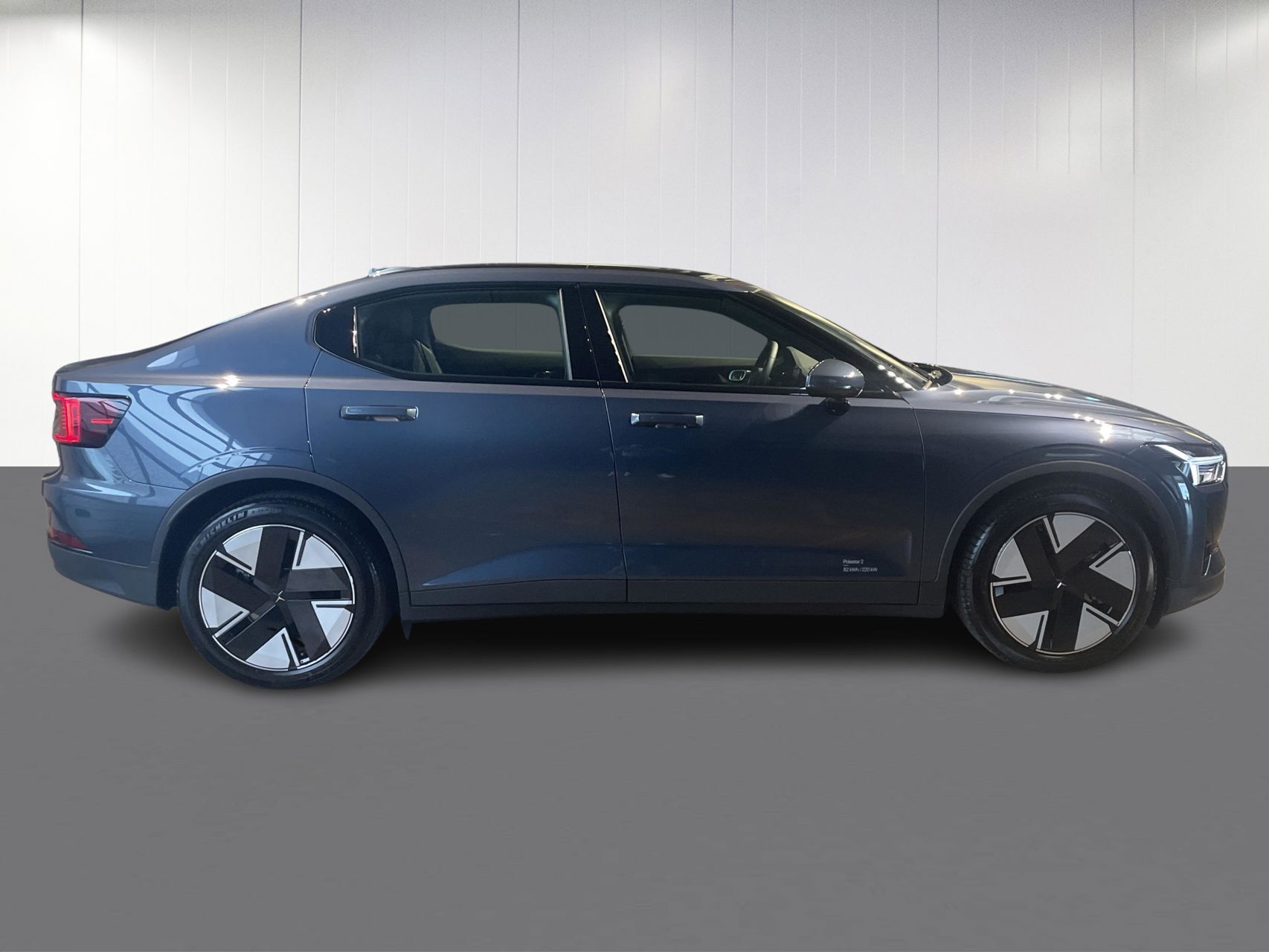 Polestar 2 EL Long Range Single motor Plus 299HK 5d Aut.