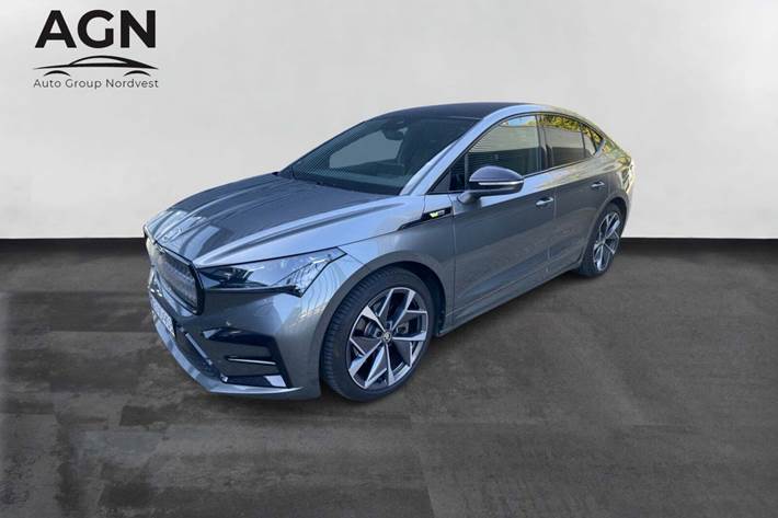 Grå Skoda Enyaq fra 2025 set udefra