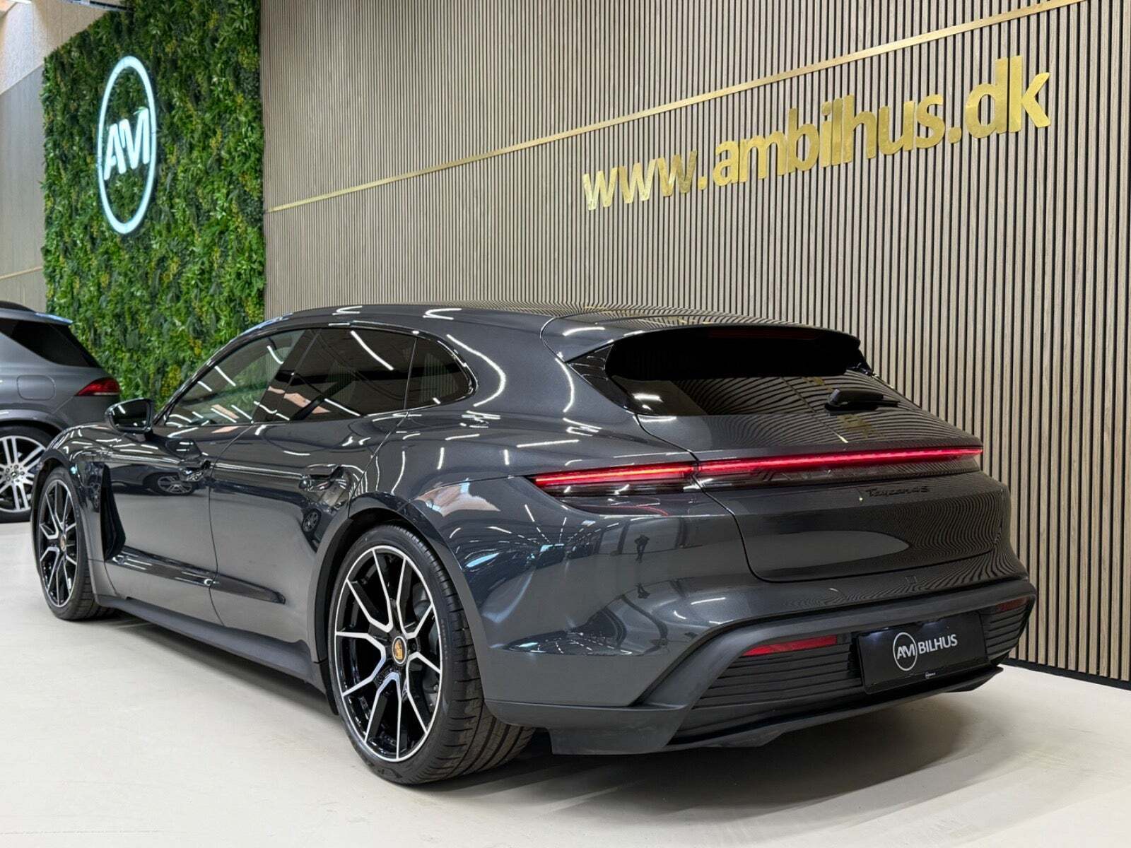 Porsche Taycan 4S Performance+ Sport Turismo