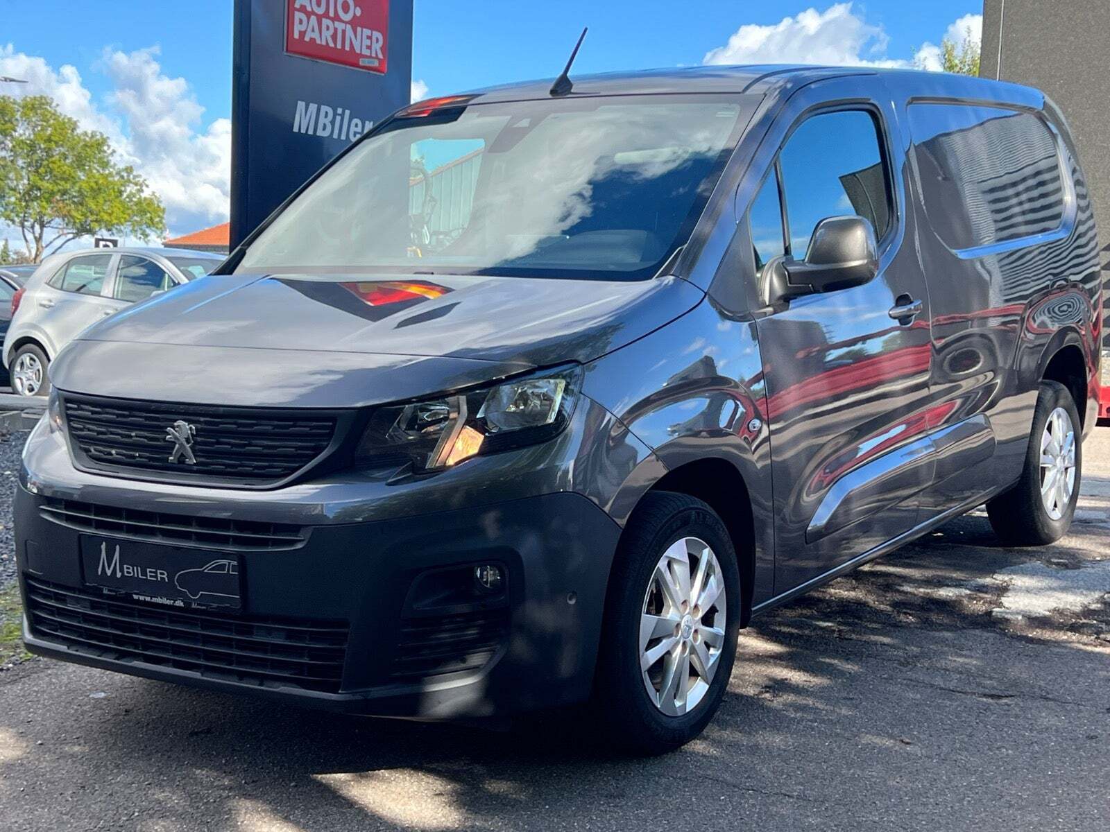 Peugeot Partner 1,5 BlueHDi 130 L2V2 Ultimate EAT8 Van