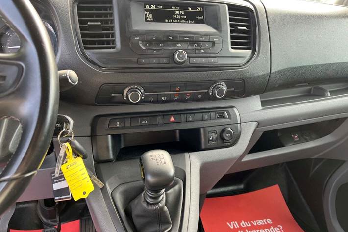 Sort Peugeot Expert fra 2020