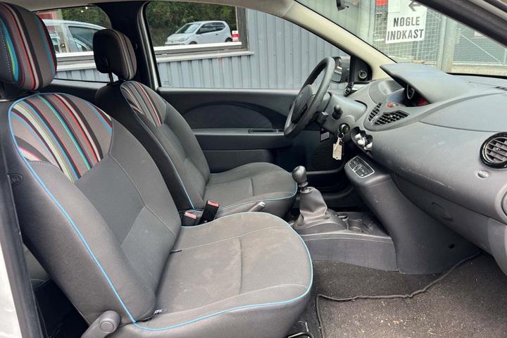 Hvid Renault Twingo fra 2012
