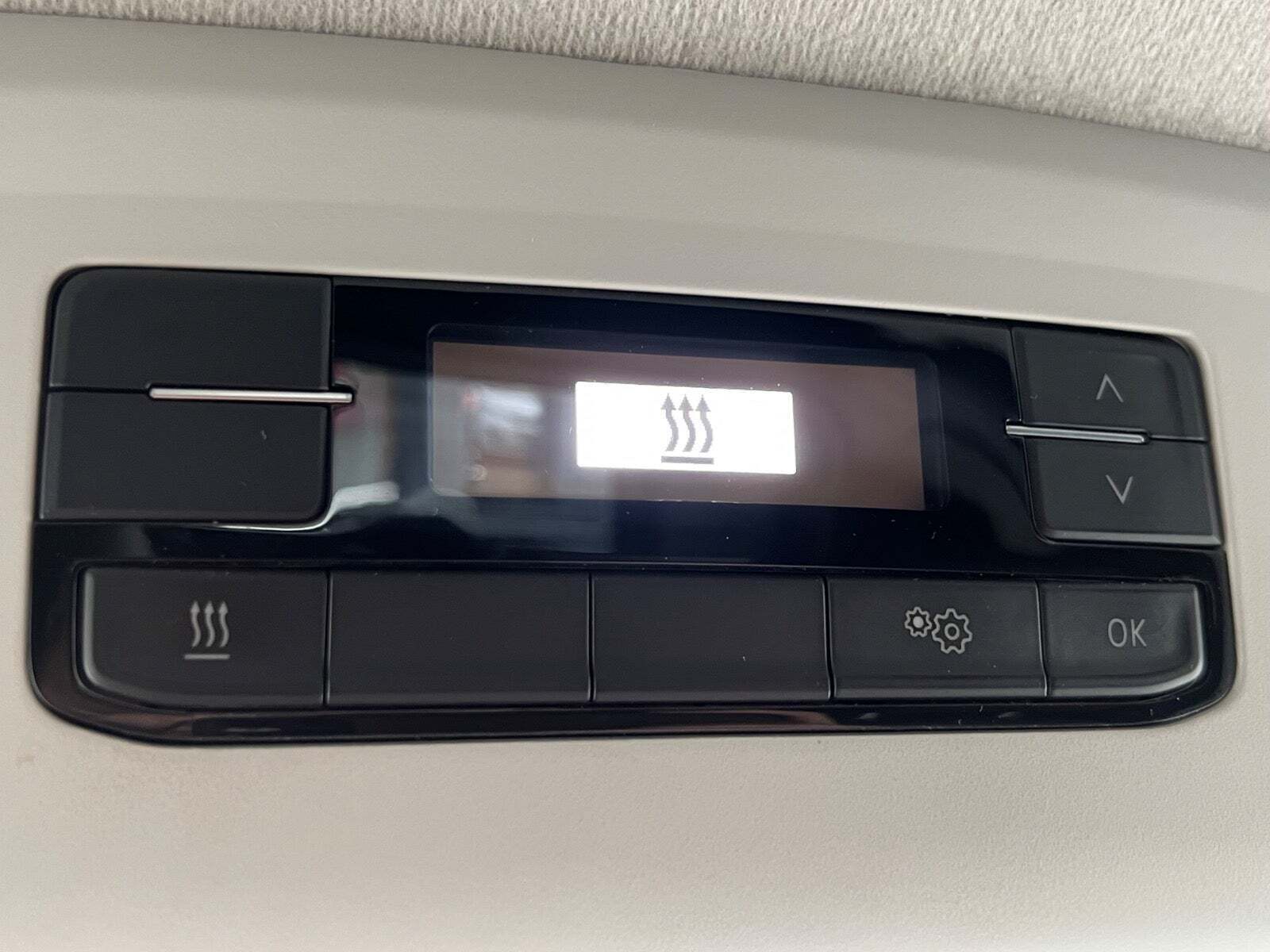 Blå VW Transporter fra 2020