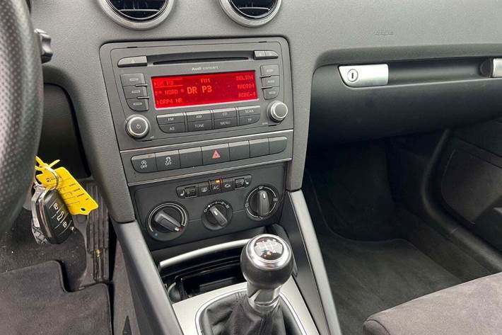 Rød Audi A3 fra 2011