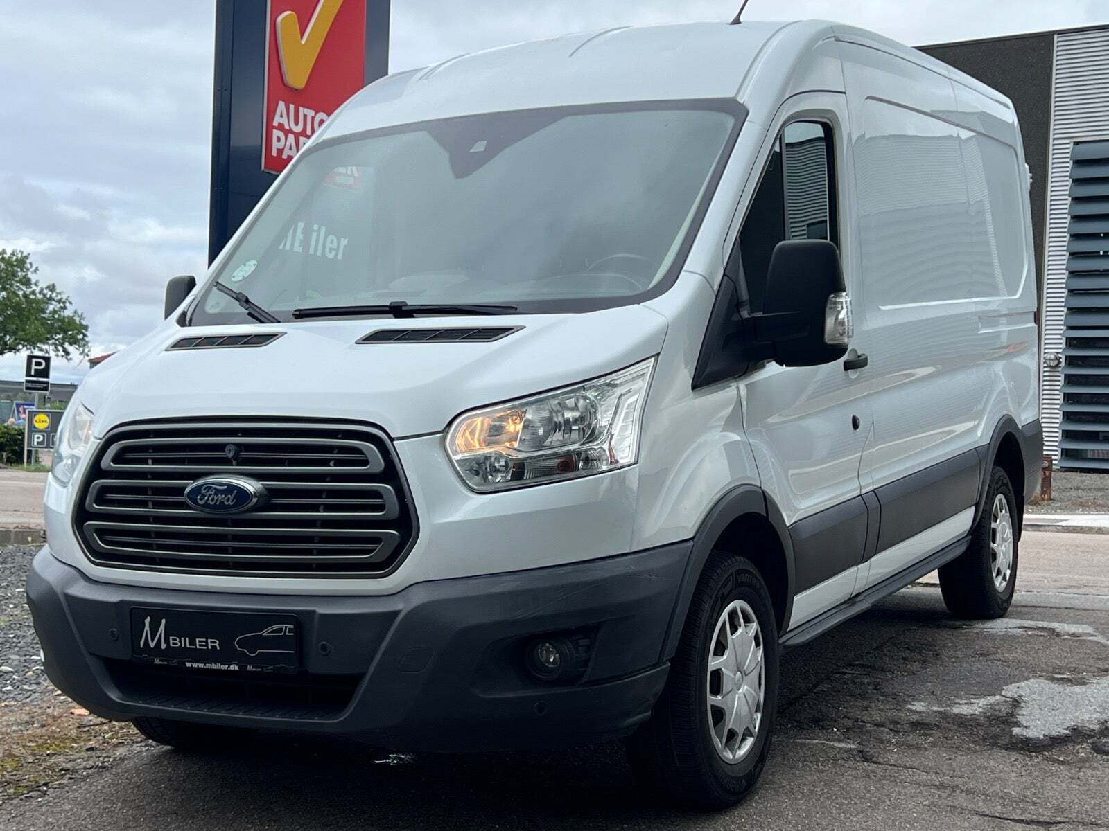 Ford Transit 350 L2 Van 2,2 TDCi 155 Trend H2 RWD