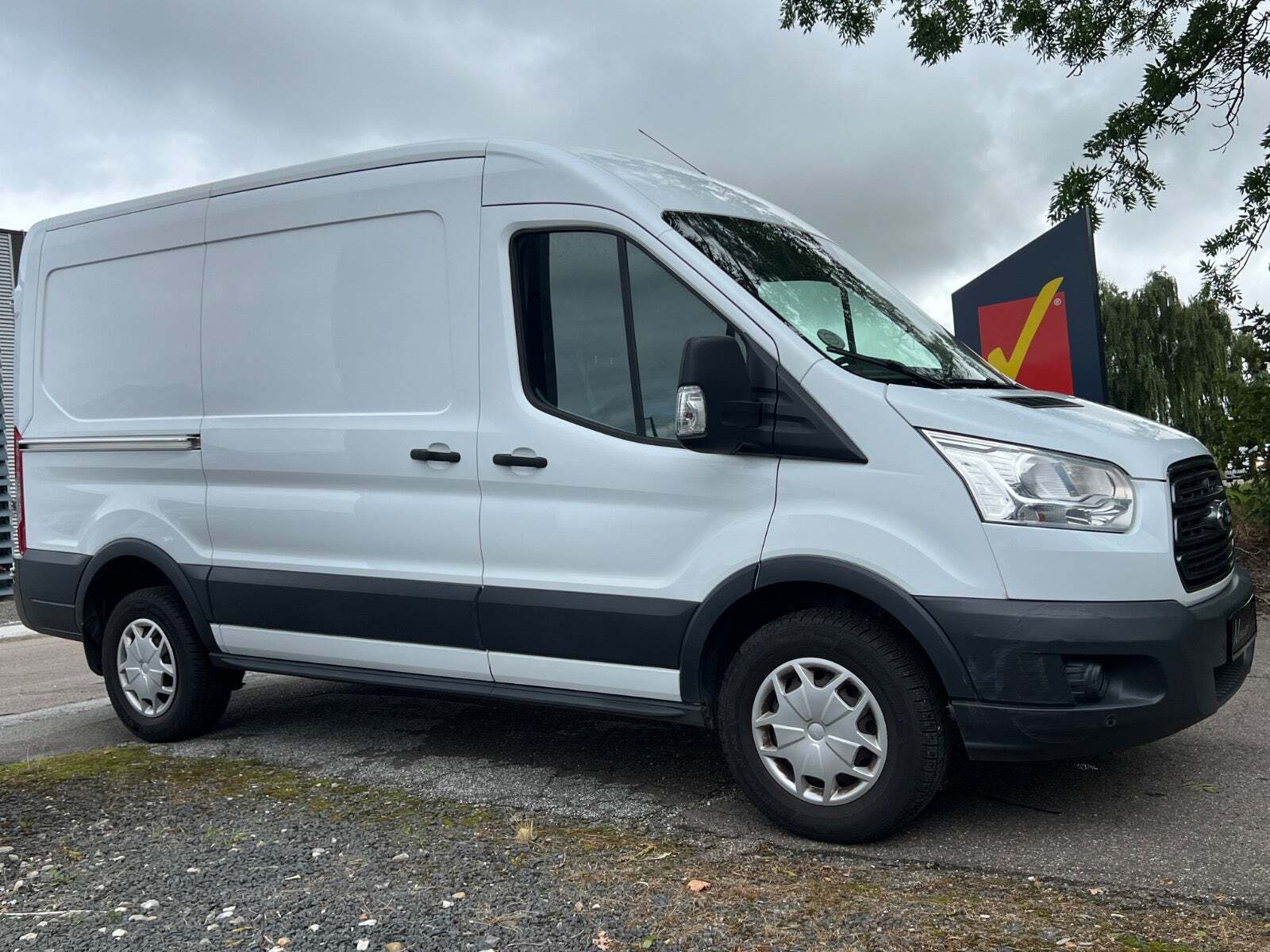 Ford Transit 350 L2 Van 2,2 TDCi 155 Trend H2 RWD