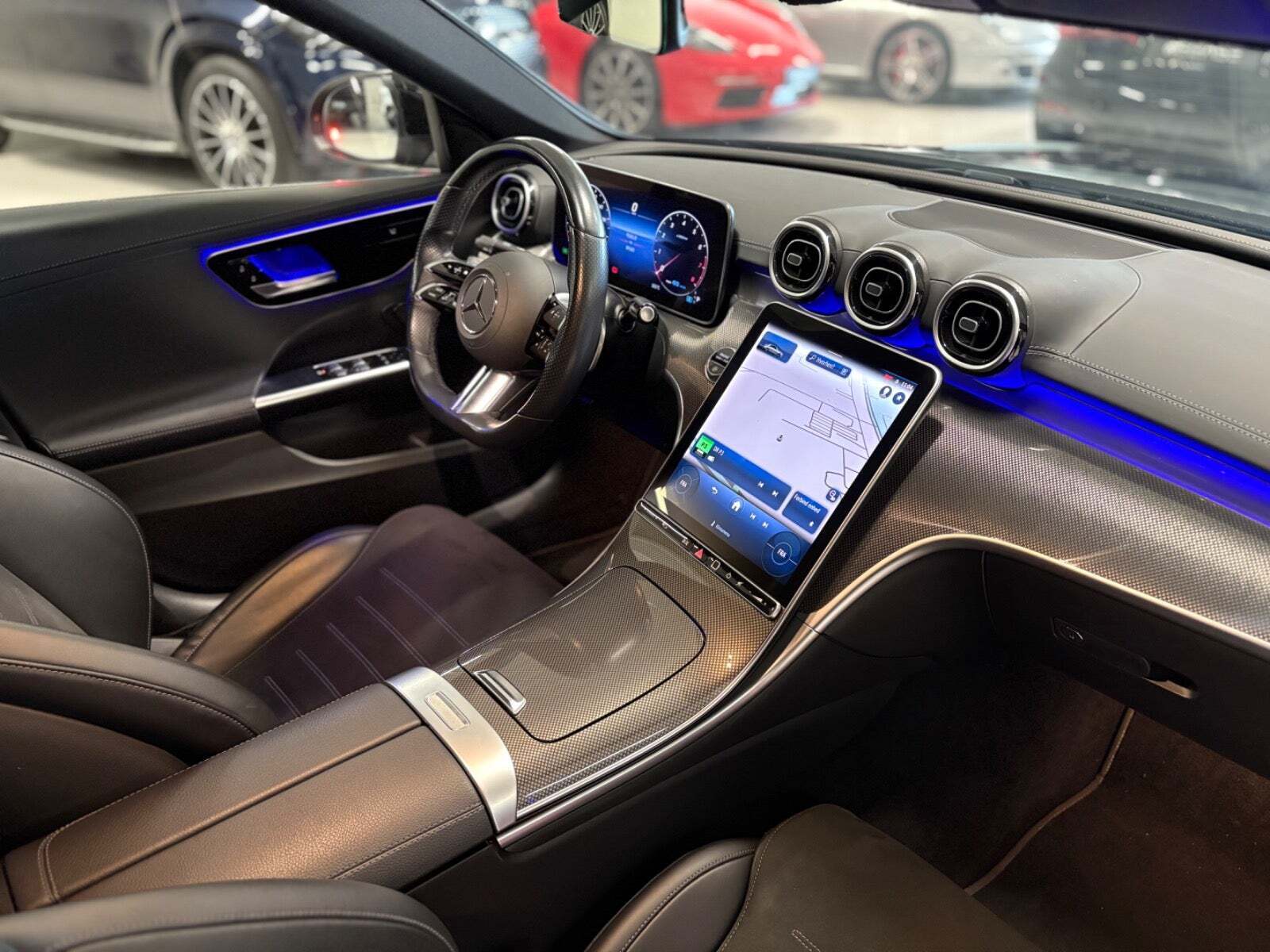 Sort Mercedes C200 fra 2022