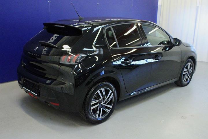 Sort Peugeot 208 fra 2021