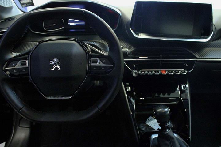 Sort Peugeot 208 fra 2021