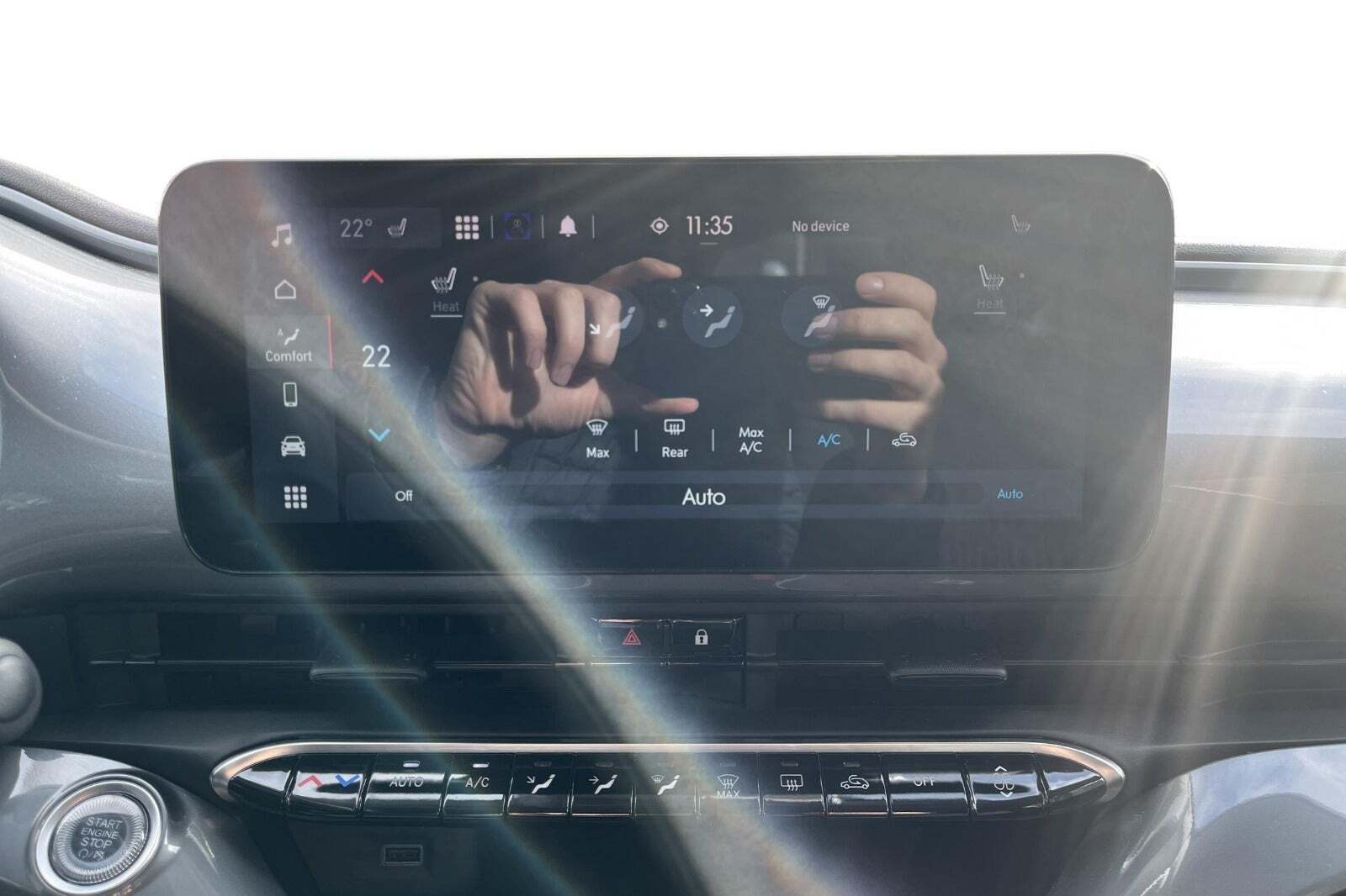 Grå Fiat 500e fra 2023