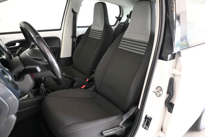 Hvid VW UP! fra 2020