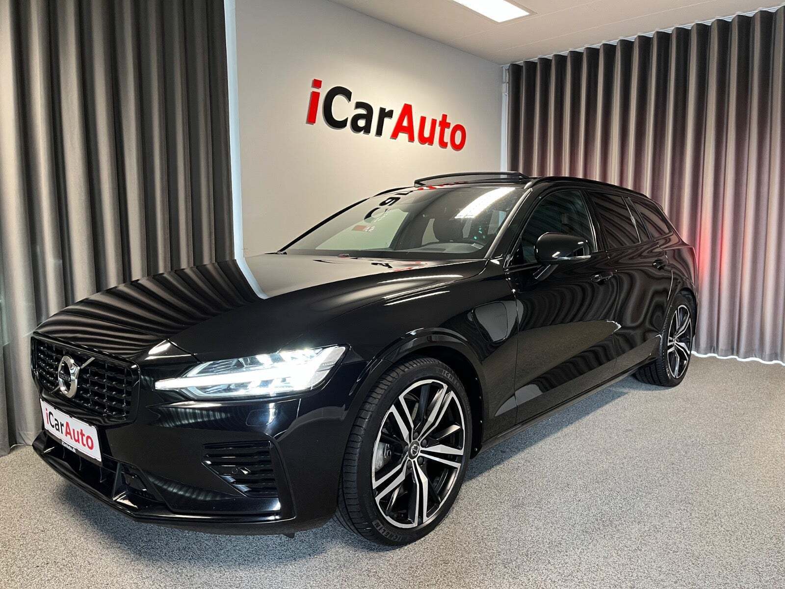 Volvo V60 2,0 T6 ReCharge R-Design aut. AWD